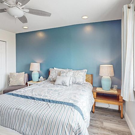 Captain'S Villa Holden Beach Room photo