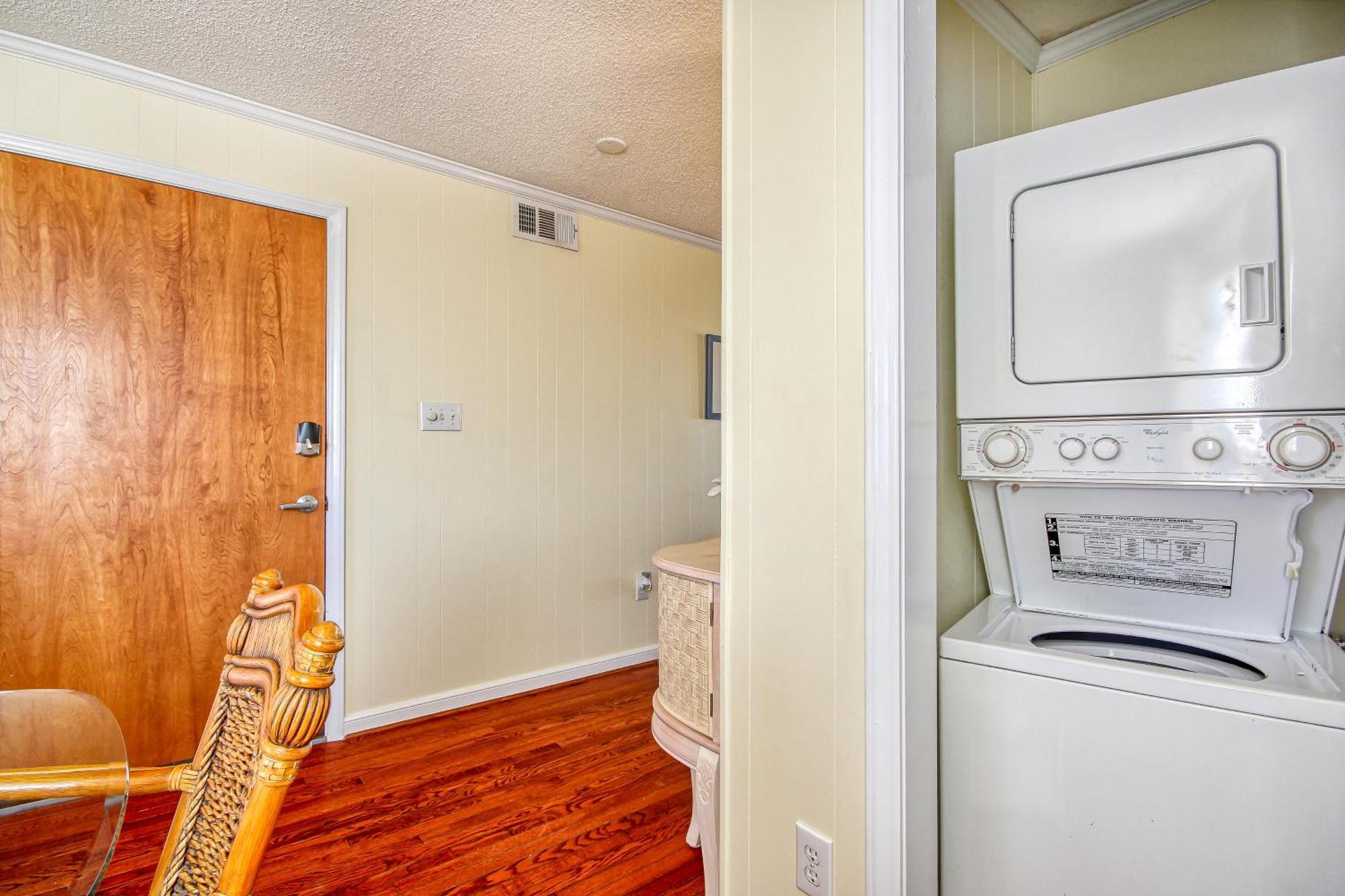 Captain'S Villa Holden Beach Room photo