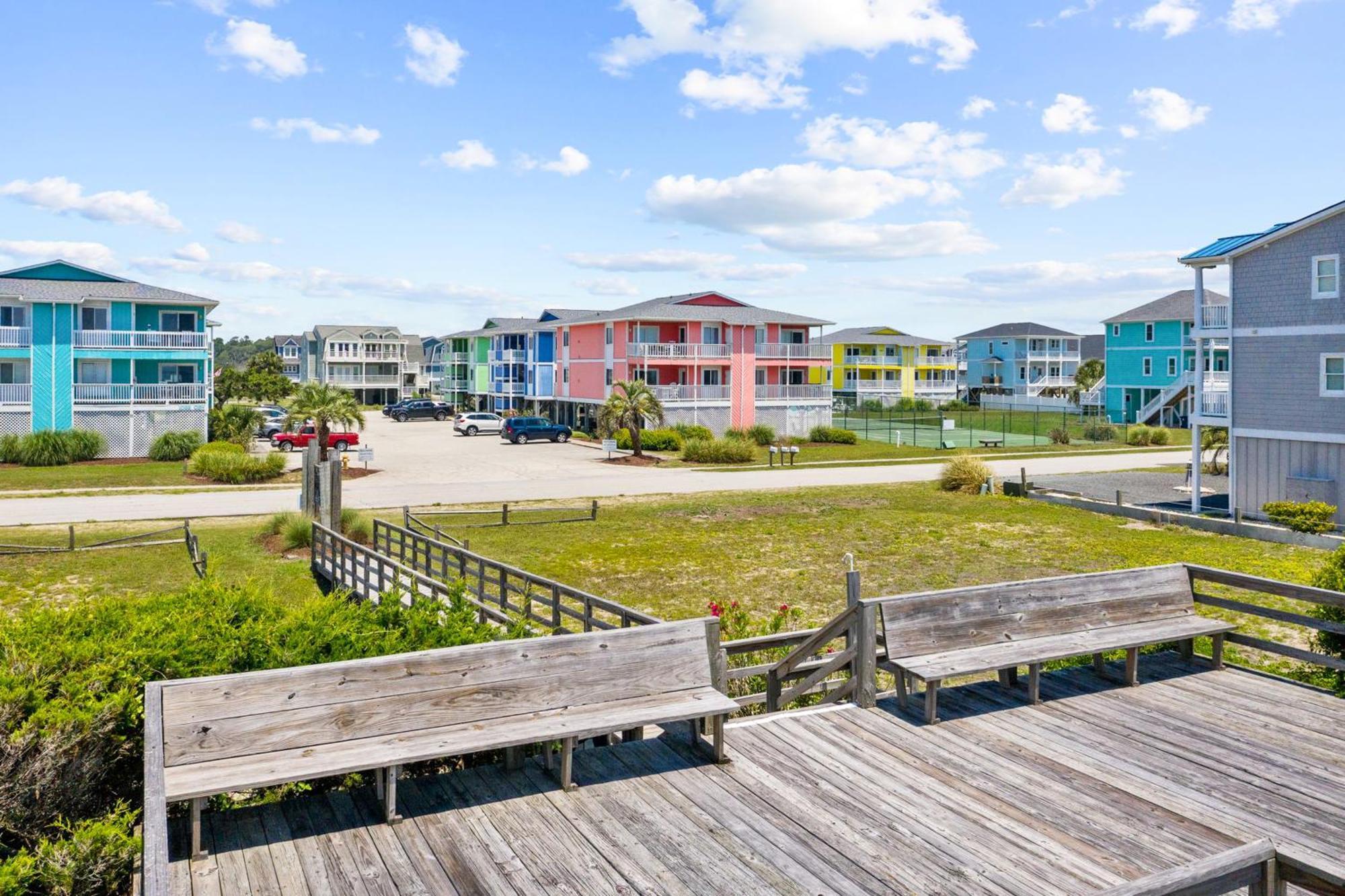 Captain'S Villa Holden Beach Room photo