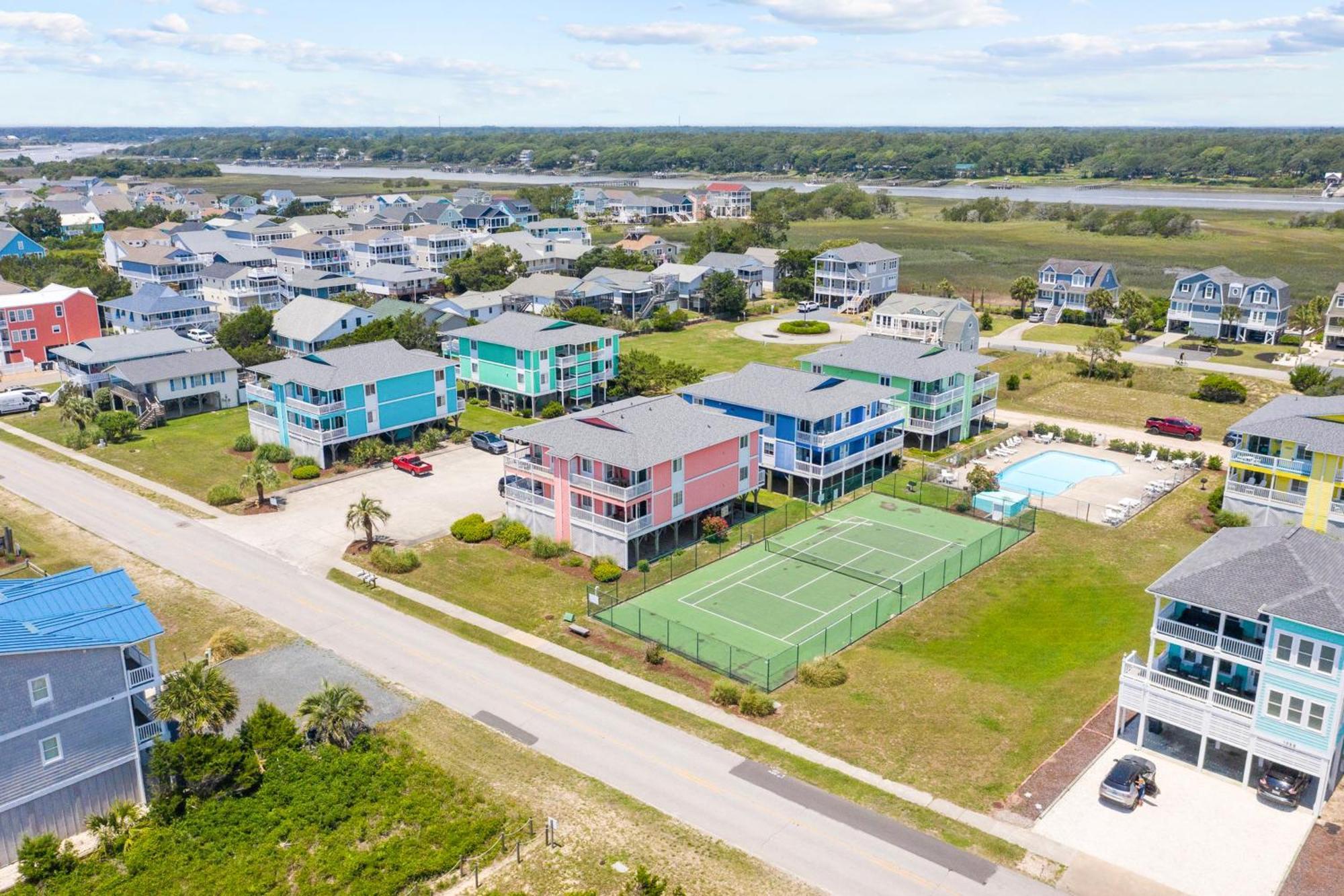 Captain'S Villa Holden Beach Room photo